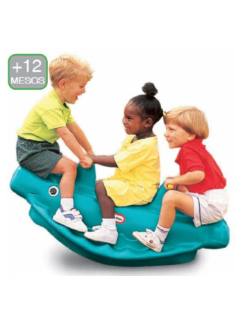 BALLENA SUBE Y BAJA...